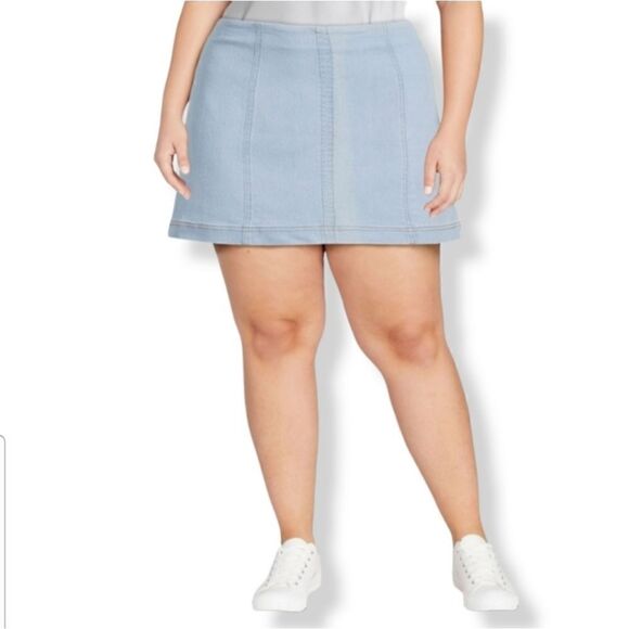 NWT No Boundaries Seamed Denim Mini Skirt. Blue 21 - Picture 1 of 13